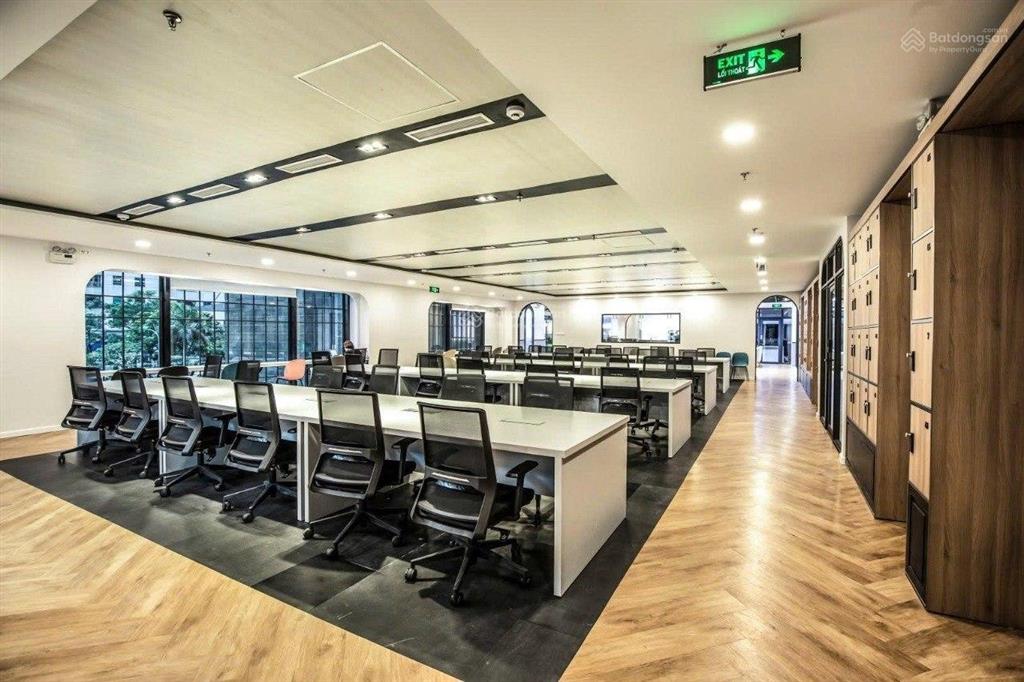 Cho thuê văn phòng 1500m2 sẵn nội thất đẹp xuất sắc tại n04  kđt đông nam trần duy hưng, 470k/ m2