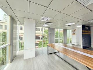 Cho thuê văn phòng hạng c trần quốc toản quận hoàn kiếm dt 60m2, giá chỉ 25tr/th lô góc thoáng
