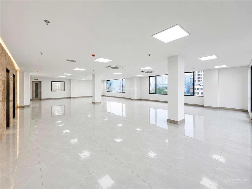 Cho thuê văn phòng 260m2 đẹp xuất sắc tại nguyễn trãi, khương đình, thanh xuân, 55 triệu/tháng
