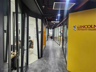 Cho thuê văn phòng, trung tâm đào tạo đẹp xuất sắc tại bạch mai, dt 315m giá chỉ 278 nghìn / m2