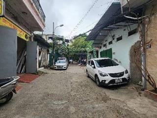 Nhà 101m2  3 tầng  giá hơn 10 tỷ  mt 5.2m, đang cho thuê 20 tr/ tháng, ngõ ô tô tránh