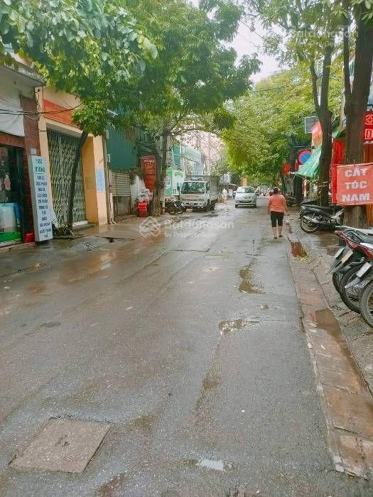 Nhà đẹp 90m2 6 tầng ab 18 tỉ, thông sàn thang máy  mặt ngõ to hơn phố  mặt tiền hồ,không kh