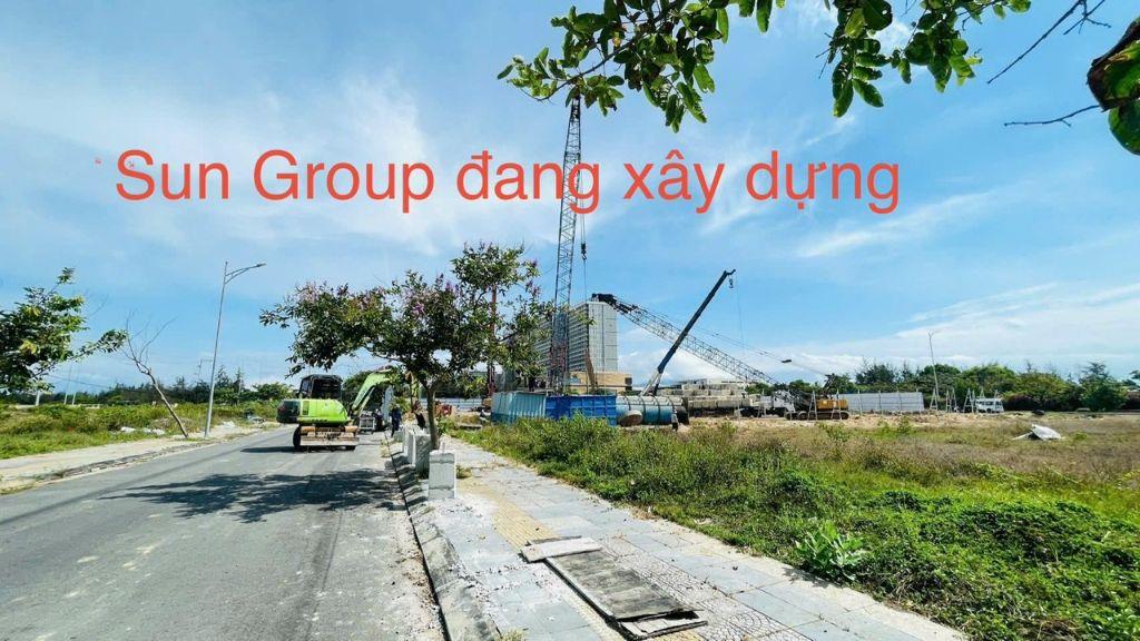 150m2/12 tỷ.Đất đường Nguyễn Cơ Thạch. Ngang 6m.kẹp cống hông.Sát lô 2 mặt tiền