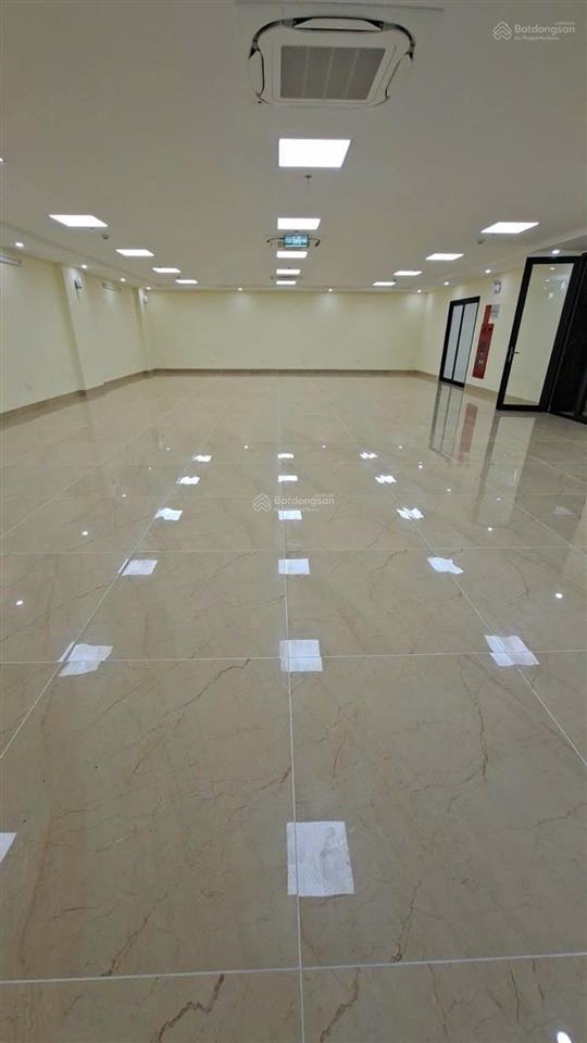 Chính chủ bán, toà nhà văn phòng, mặt phố nguyễn ngọc nại, 10 tầng, vị trí đẹp nhất phố, dòng tiền