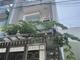 Nhà liên khu 45 4x16 giá 5tỷ560
+ khu phân lô vip nhất nhì khu vực, sát bên trường học kim đồng.