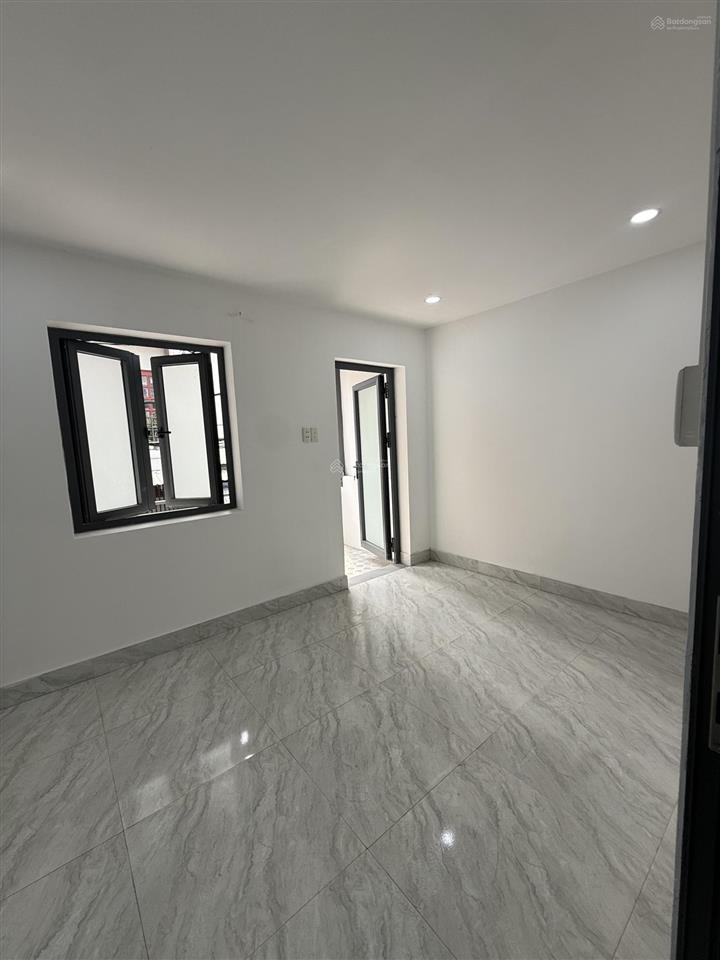 4x8,5 giá 4,3tỷ thương lượng đường số 4 bình tân