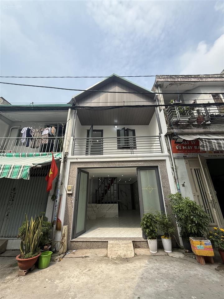 4x8,5 giá 4,3tỷ thương lượng đường số 4 bình tân