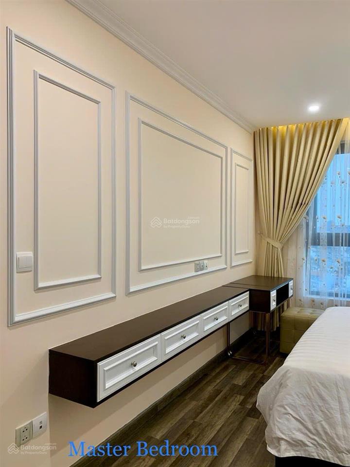 Bán căn hộ cc hado centrosa garden giá siêu hời, view đẹp