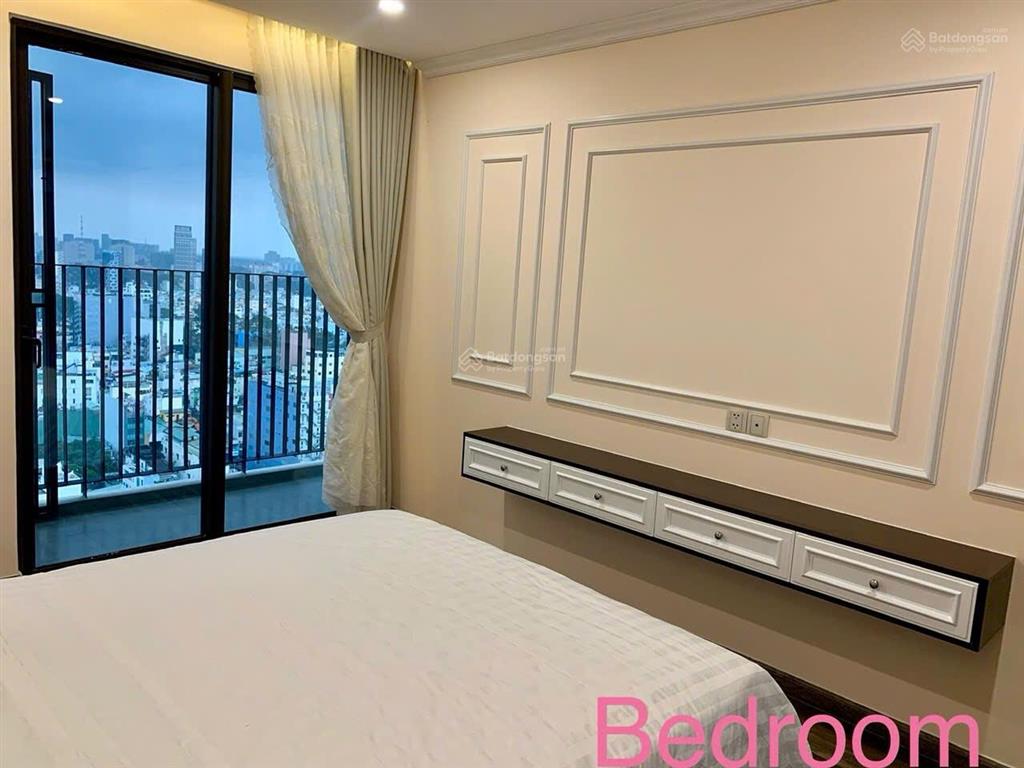 Bán căn hộ cc hado centrosa garden giá siêu hời, view đẹp