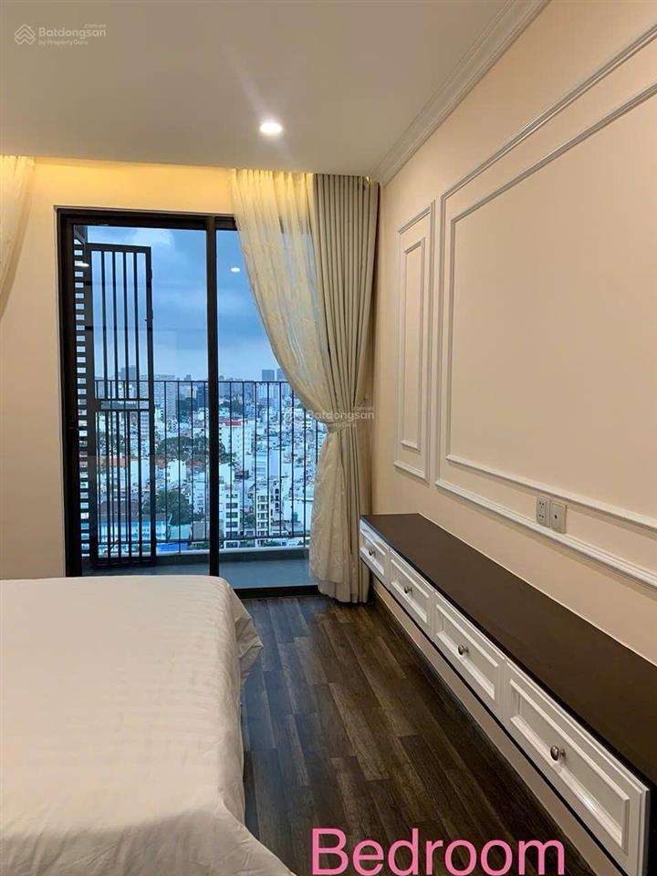 Bán căn hộ cc hado centrosa garden giá siêu hời, view đẹp