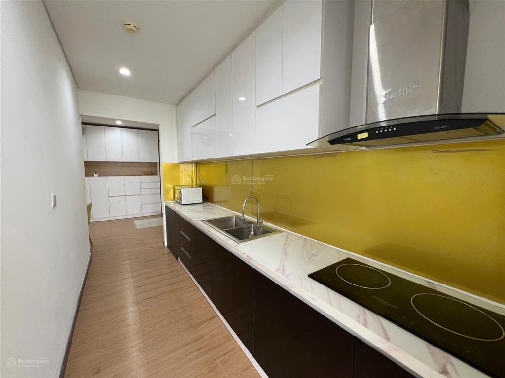 Cho thuê căn hộ 3pn, 2wc, 106m2 tại hado centrosa garden, 30 triệu vnd