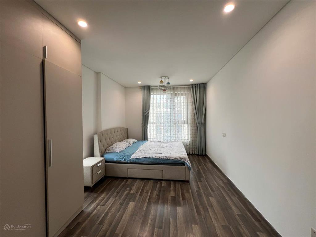 Cho thuê căn hộ 3pn, 2wc, 106m2 tại hado centrosa garden, 30 triệu vnd