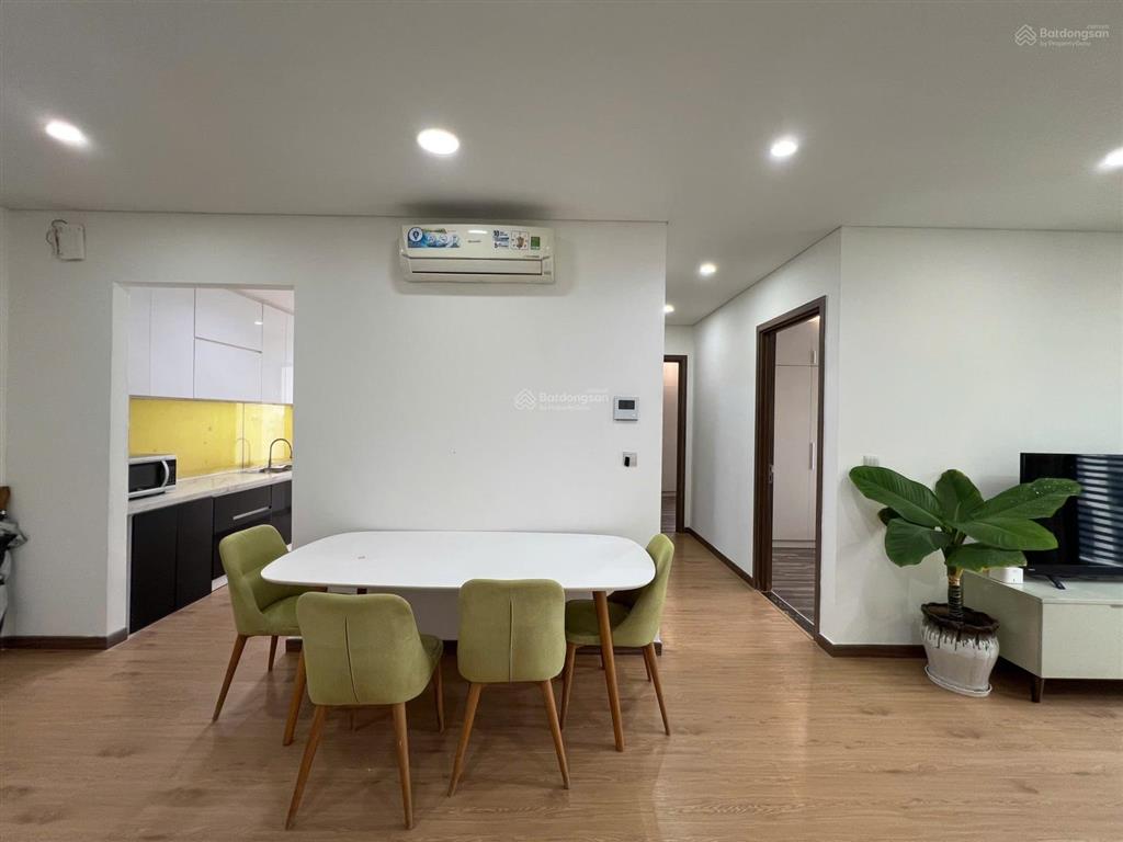 Cho thuê căn hộ 3pn, 2wc, 106m2 tại hado centrosa garden, 30 triệu vnd