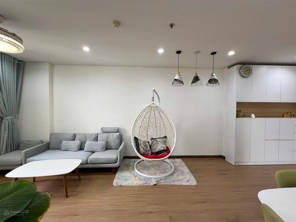 Cho thuê căn hộ 3pn, 2wc, 106m2 tại hado centrosa garden, 30 triệu vnd