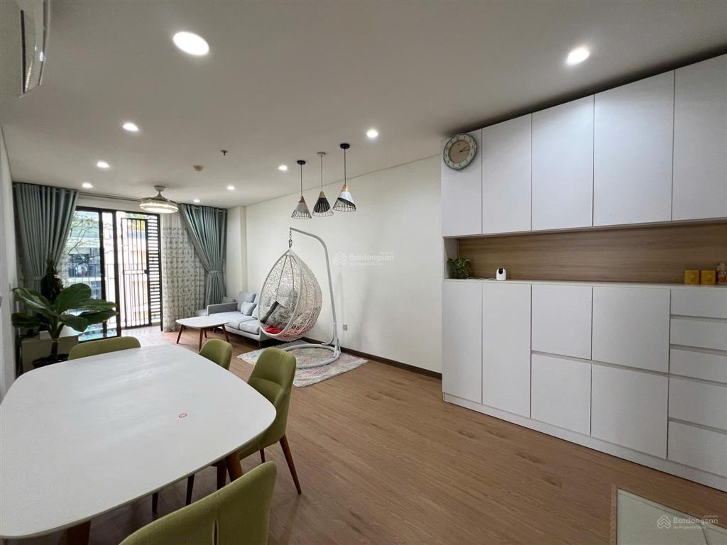 Cho thuê căn hộ 3pn, 2wc, 106m2 tại hado centrosa garden, 30 triệu vnd