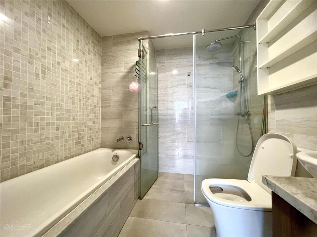 Cho thuê cc kingdom 101, 2pn, 2wc, 79m2, giá siêu hời 18 triệu, q10, hcm