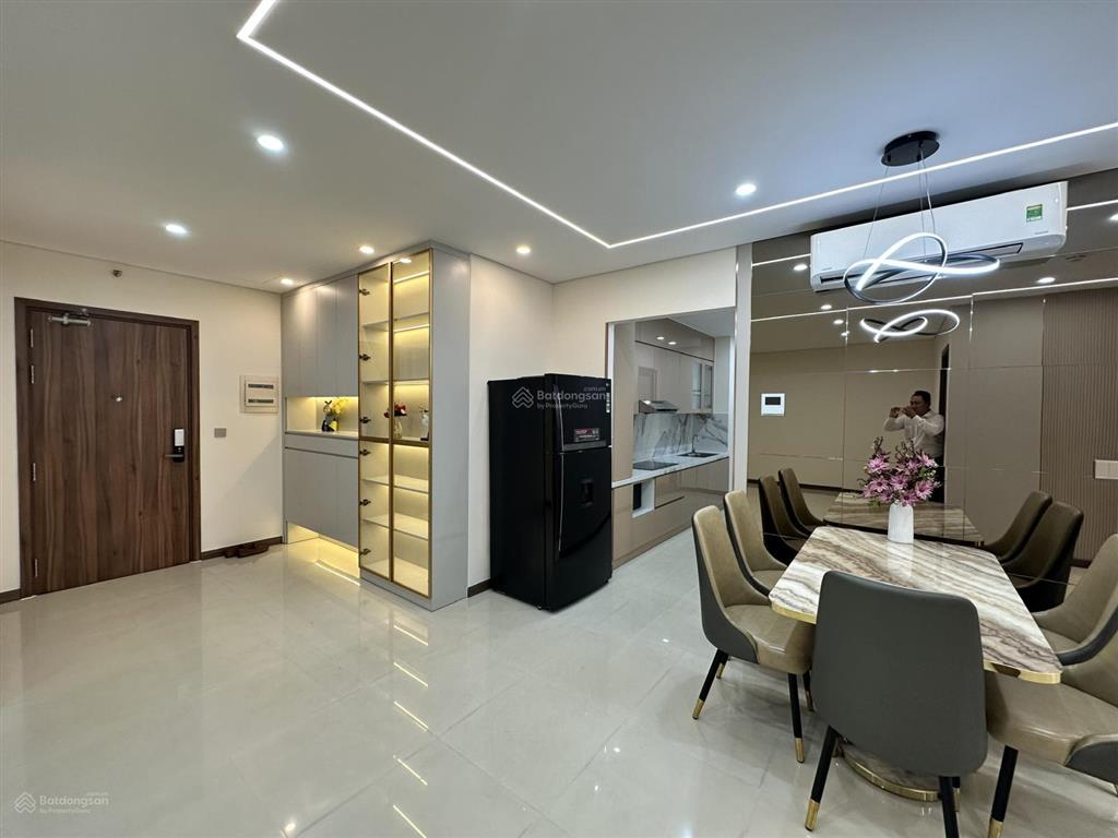 Bán căn hộ cao cấp hado centrosa 2pn+ 107m² full nội thất