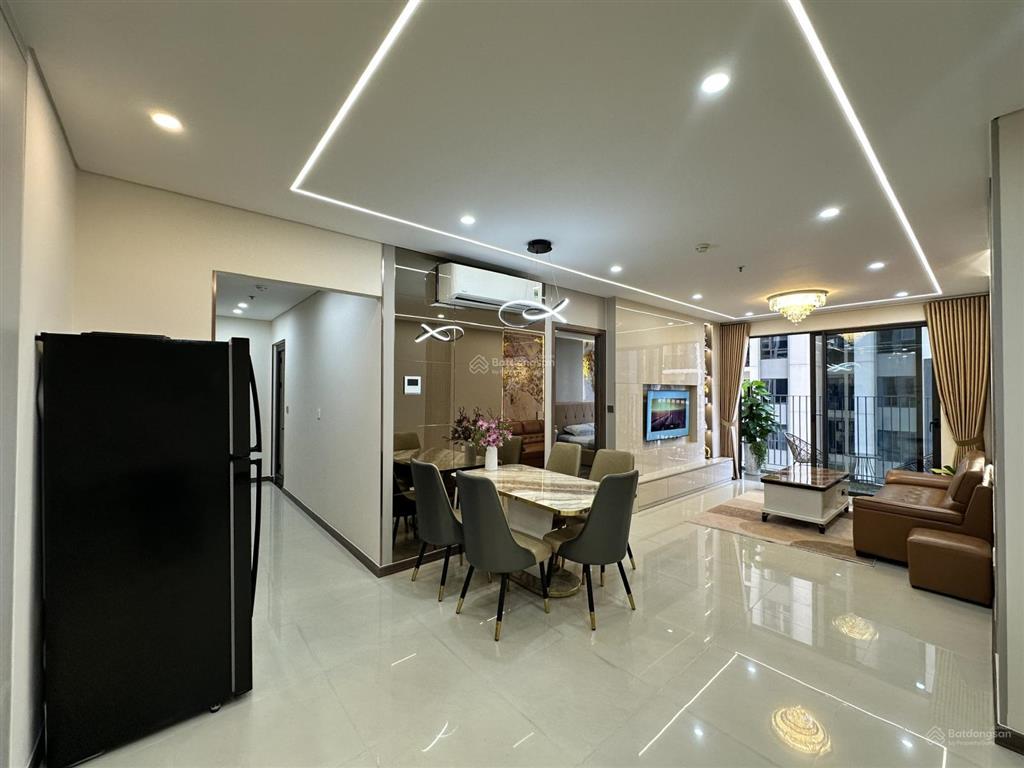 Bán căn hộ cao cấp hado centrosa 2pn+ 107m² full nội thất