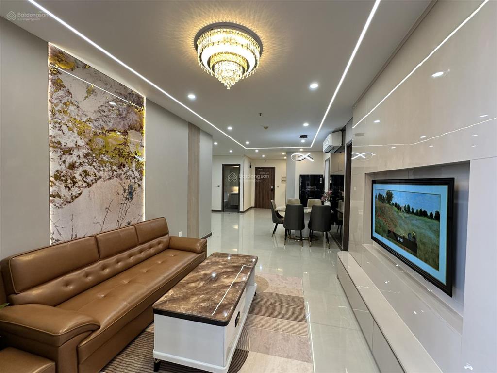 Bán căn hộ cao cấp hado centrosa 2pn+ 107m² full nội thất