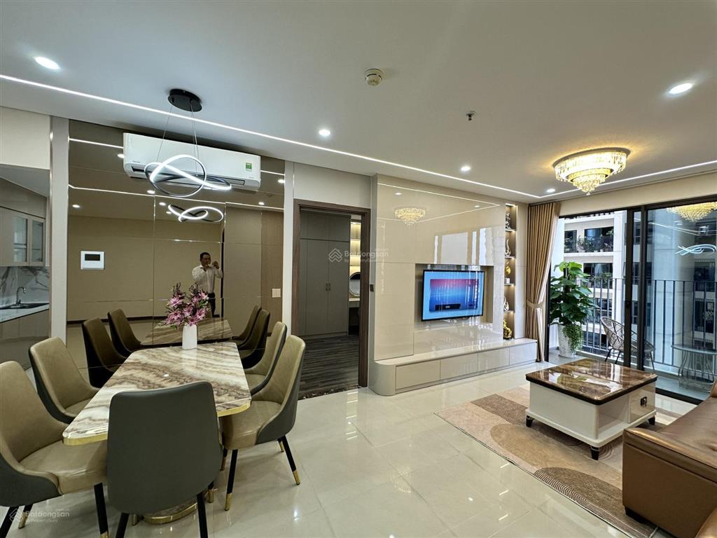Bán căn hộ cao cấp hado centrosa 2pn+ 107m² full nội thất