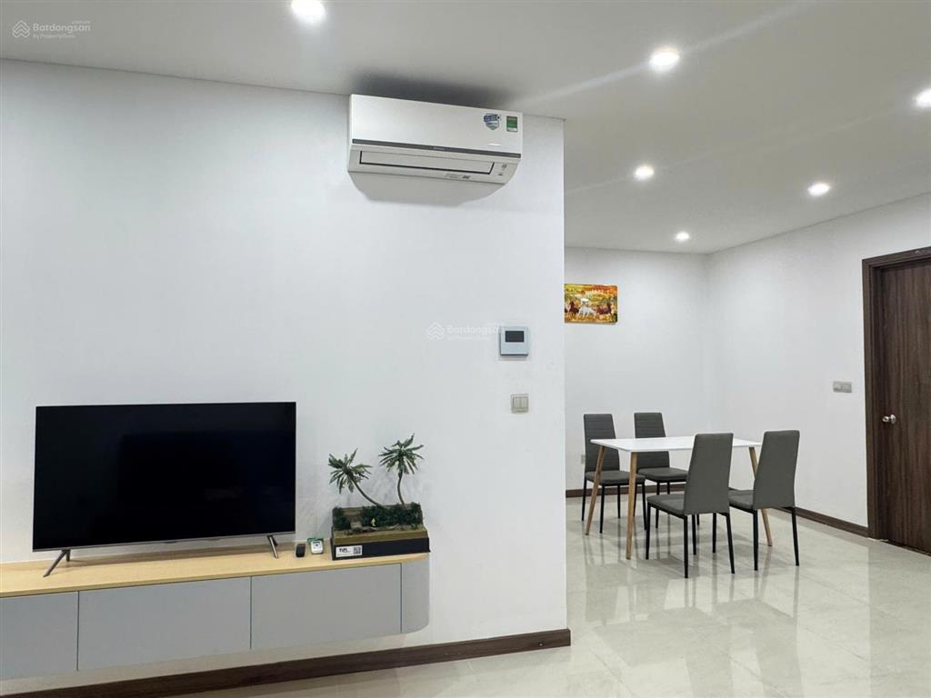 Cho thuê gấp ch 1pn, 1wc, 60m2 tại hado centrosa garden, 19 triệu vnd