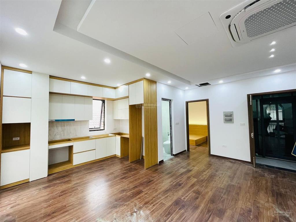 Bán tòa nhà phố hoàng đạo thành 63m2, 7 tầng, mt 6,5m, 24,8 tỷ  thanh xuân. 0971 685 ***