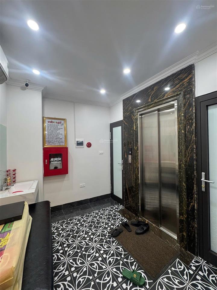 Phân khúc mặt phố ( hiếm có ) mặt phố tây sơn 35m, 9 tầng, mt 5,2m, 28,2 tỷ  đống đa.0972 611 ***