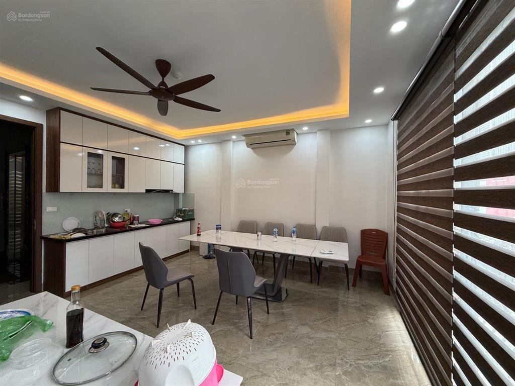 Phân khúc mặt phố ( hiếm có ) mặt phố tây sơn 35m, 9 tầng, mt 5,2m, 28,2 tỷ  đống đa.0972 611 ***