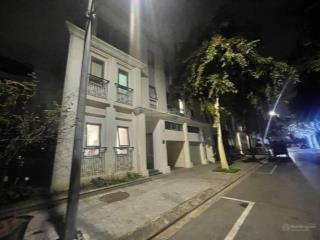 Bán căn vila  biệt thự song lập romanor nguyễn xiển 160m, 4 tầng, mt 10m, 64,2 tỷ  thanh xuân.