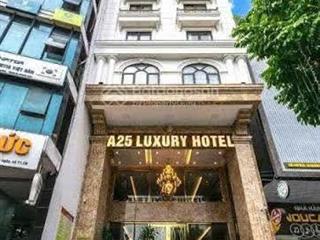 Tòa nhà văn phòng mặt phố khúc thừa dụ, cầu giấy 150m, 9t, mt 8,6m, 110 tỷ  cầu giấy