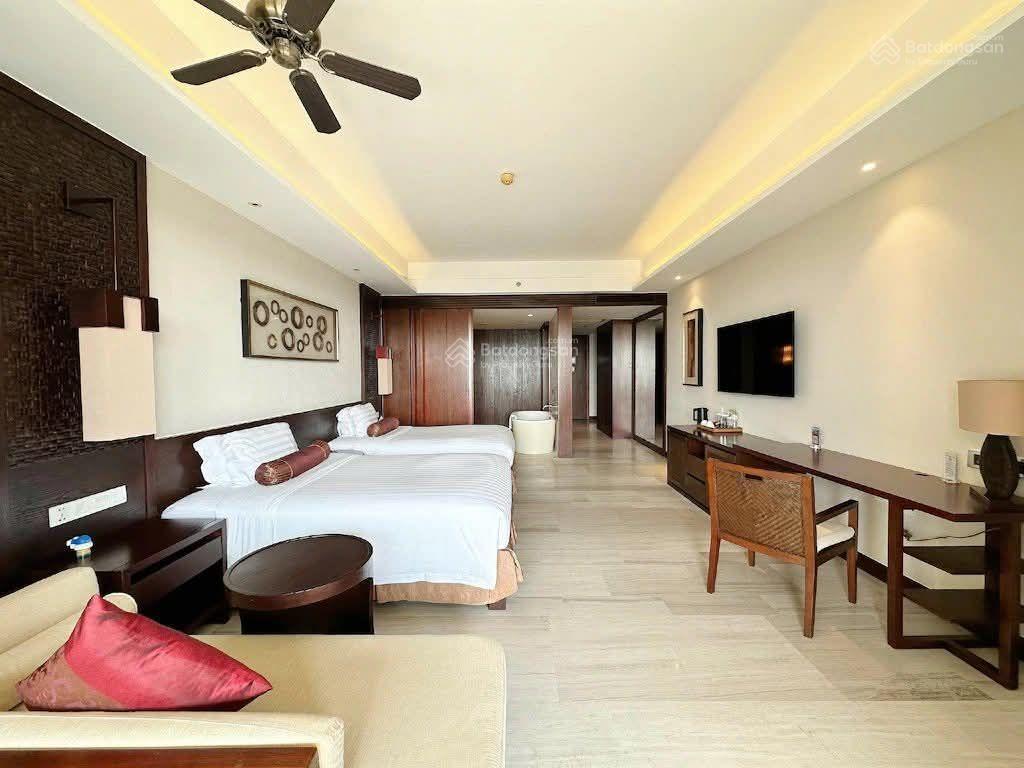 Chuyển nhượng khách sạn 5 sao, võ nguyên giáp, đà nẵng 200000m, 25 tầng, mt 600m, giá 1.25 usd