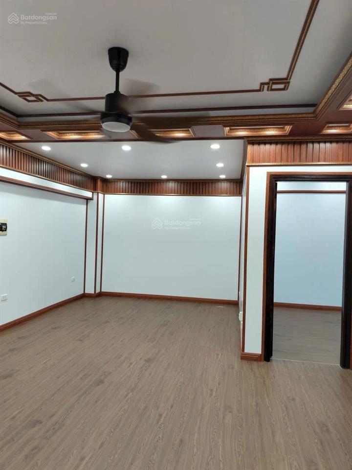 Lô góc nguyễn khánh toàn 45m2 mt 6m 5 tầng chủ thiện chí bán