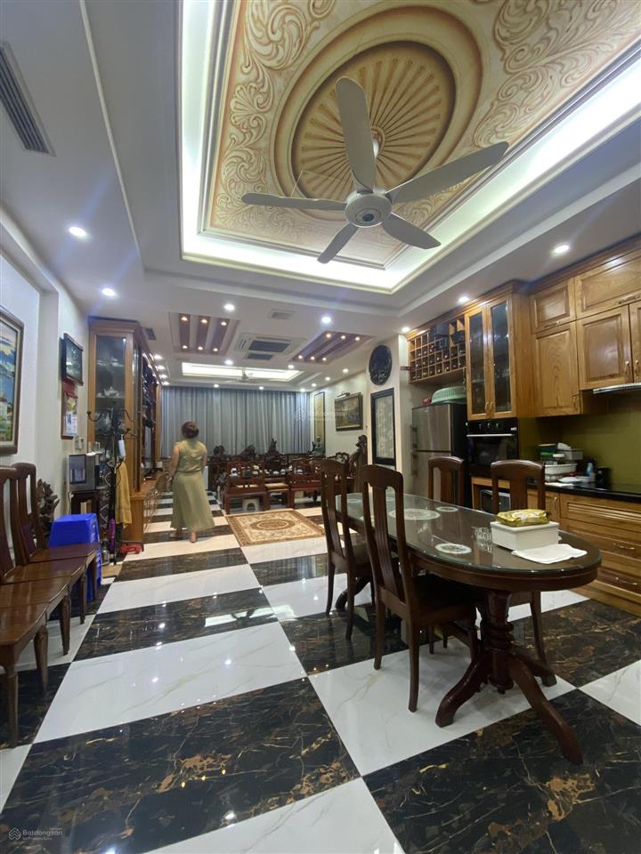 Siêu phẩm lạc long quân 88m 6 tầng thang máy 20m ra phố