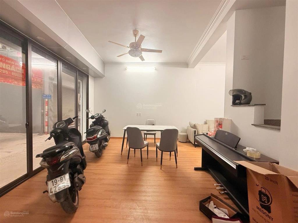 Giảm sốc 4,6 tỷ cầu diễn lô góc 116m2 ô tô tránh 18 phòng trọ chỉ 14. x tỷ