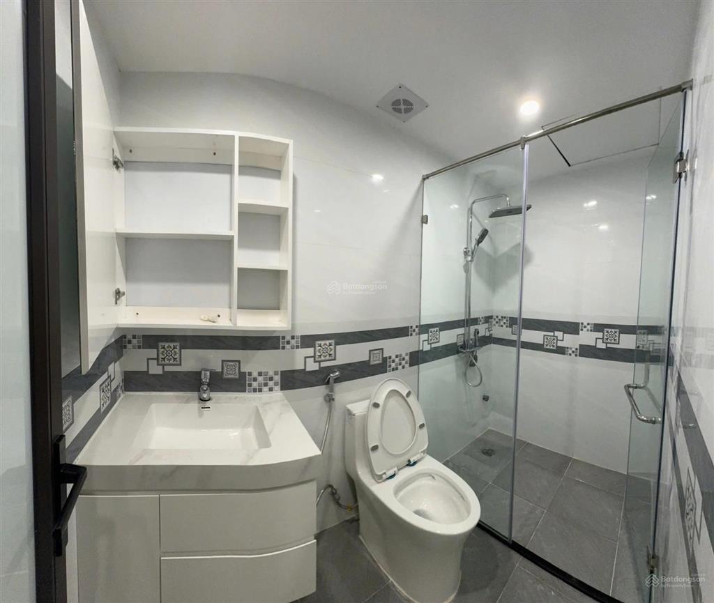 Hạ sâu 3,9 tỷ giá mới chỉ 10.x tỷ! 7 tầng thang máy gara ô tô vỉa hè rộng kinh doanh đa dạng