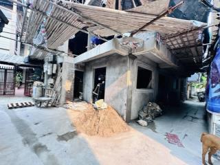 Cần bán nhanh mai dịch, cầu giấy 55m2 mt 4.5m lô góc 2 mặt ngõ đã lên móng