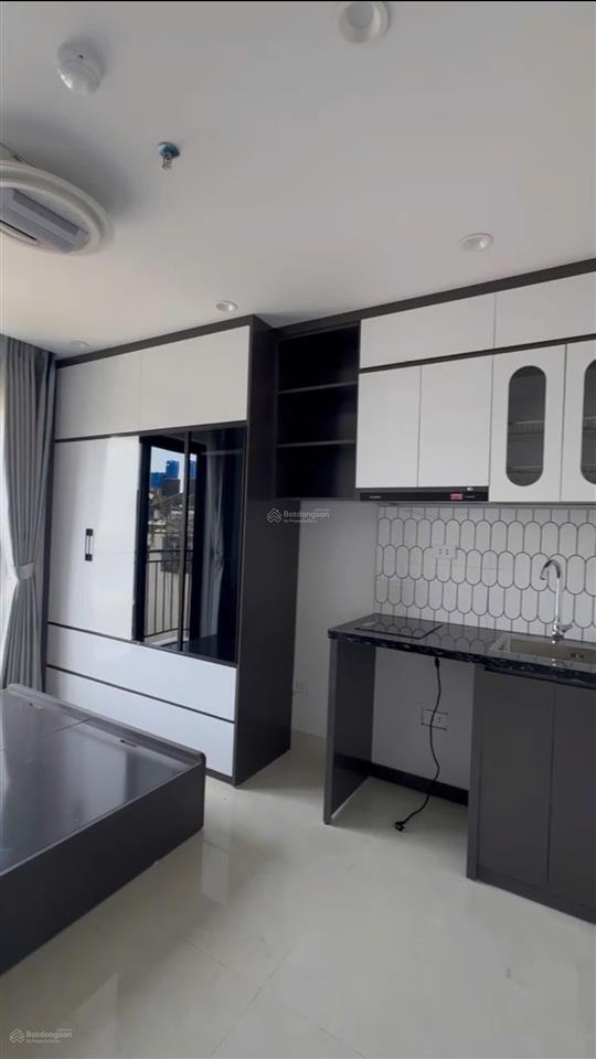 Hàng hiếm ccmn cạnh công viên hòa bình gà đẻ trứng vàng!