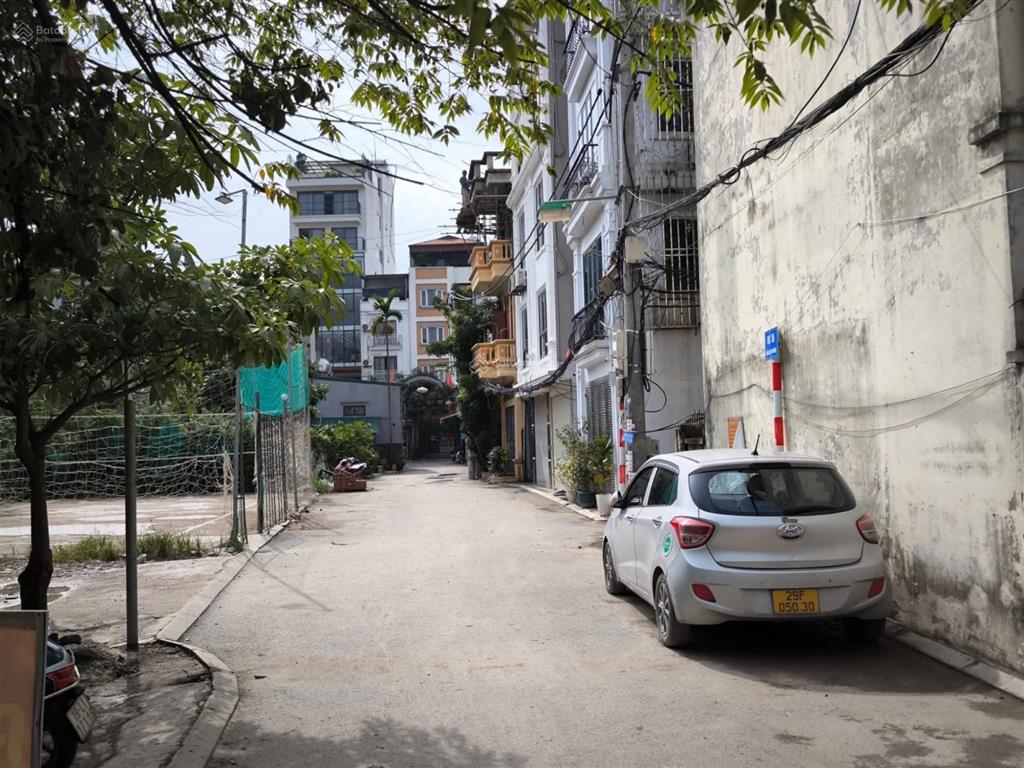 Đất cổ nhuế 50m sổ đẹp ngõ thông không quy hoạch chỉ 7 tỷ