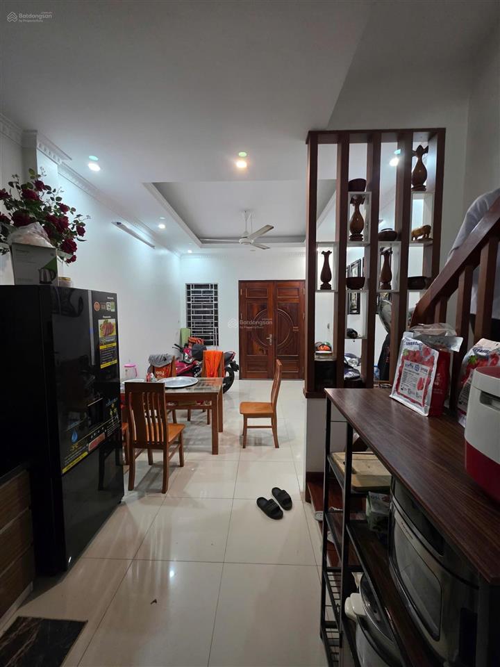 Hàng hiếm kiều mai nhà đẹp 5 tầng giá chỉ 5,7 tỷ!