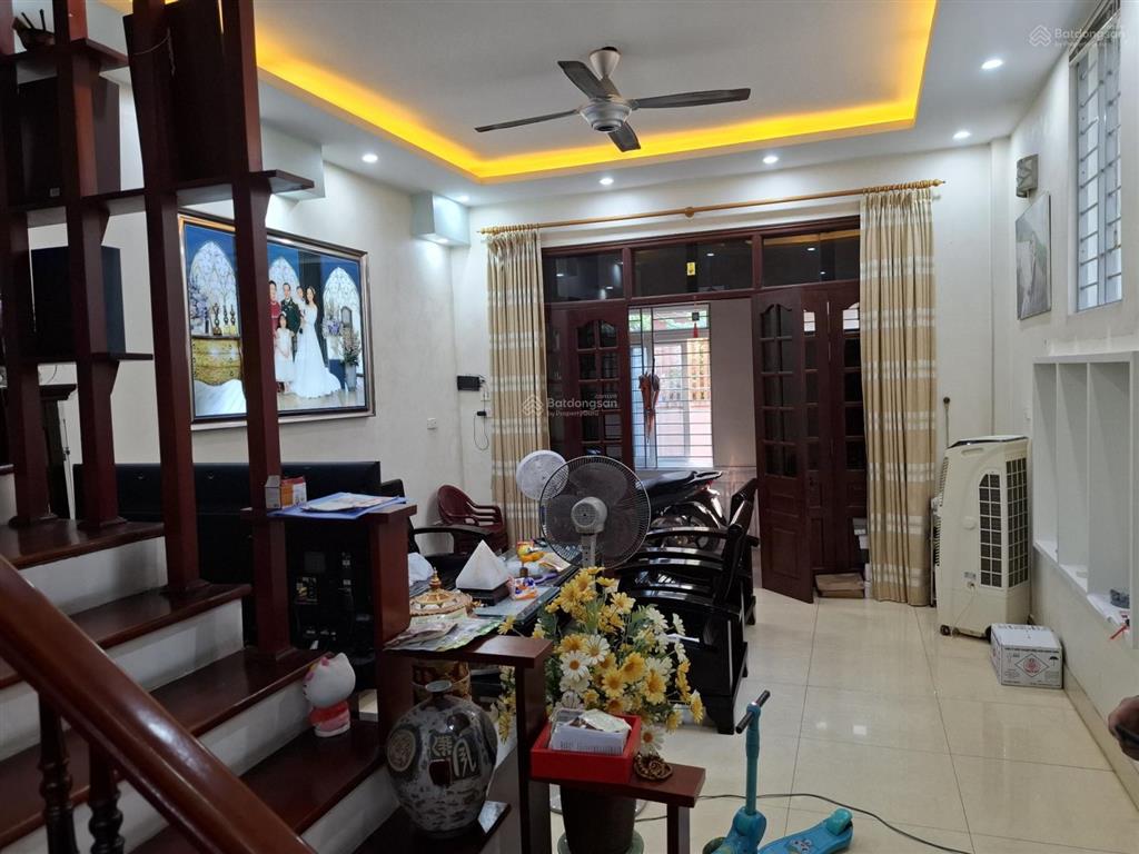 Hàng hiếm cổ nhuế lô góc 2 mặt thoáng ô tô đỗ cổng