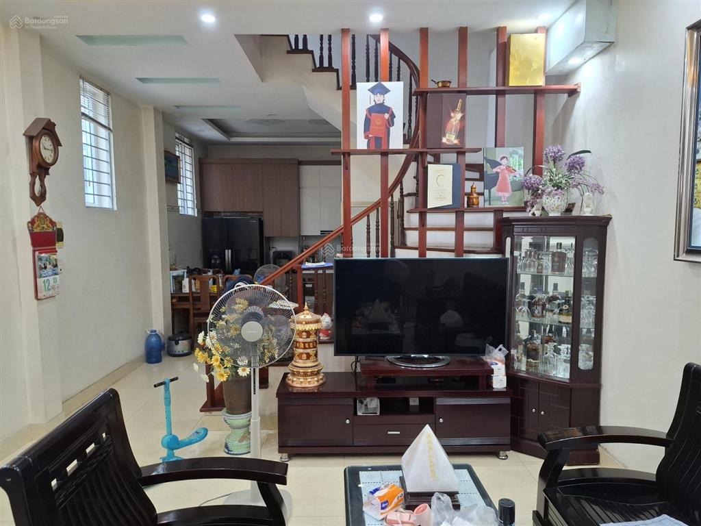 Hàng hiếm cổ nhuế lô góc 2 mặt thoáng ô tô đỗ cổng