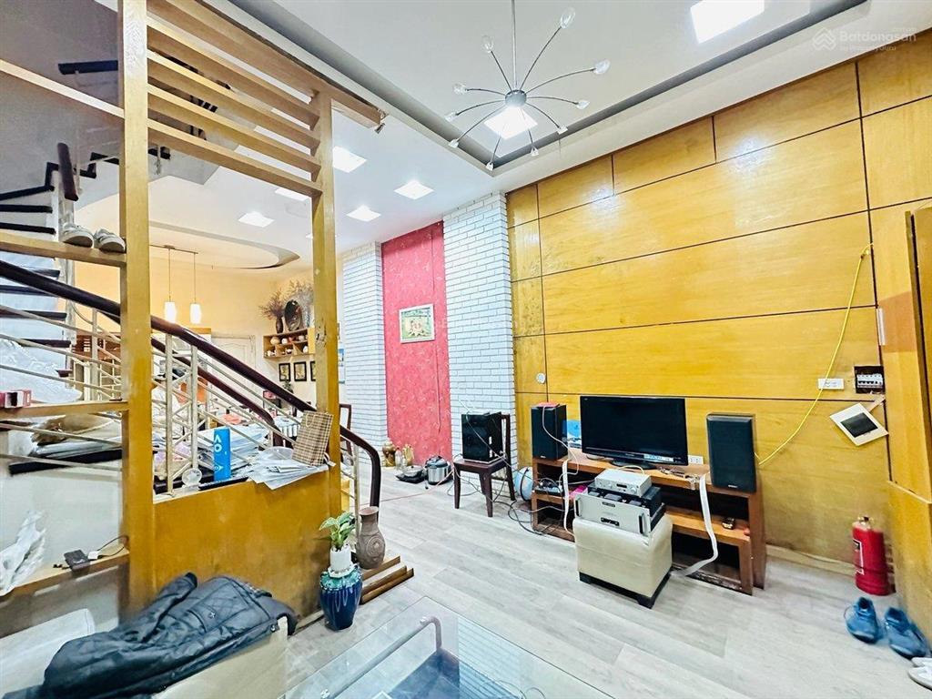 Hàng đẹp phú đô nhà dân xây chắc chắn 50m 4 tầng giá 8,8 tỷ!