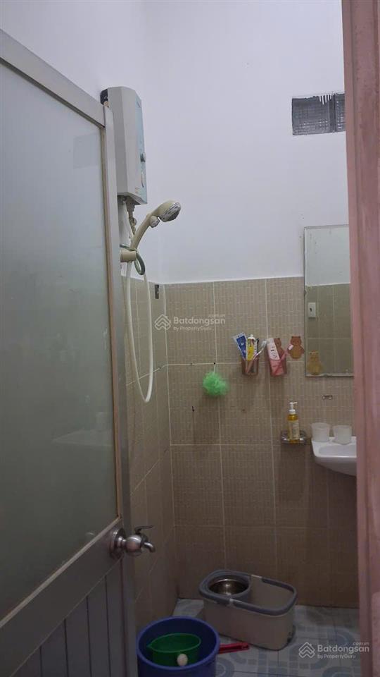 Cho thuê phòng rộng trong nhà nguyên căn  trần não q2