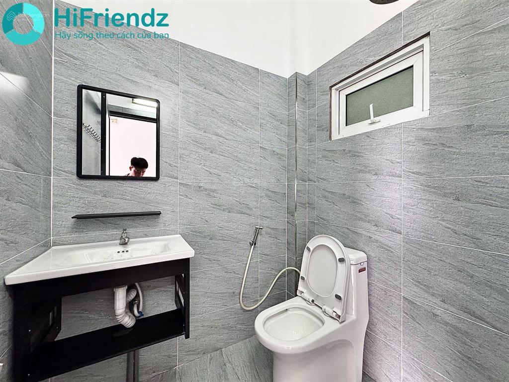Sang nhượng phòng  hướng quận 1