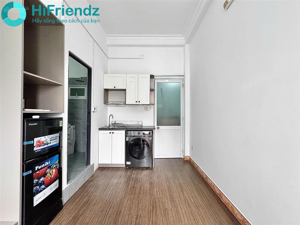 Sang nhượng phòng  hướng quận 1