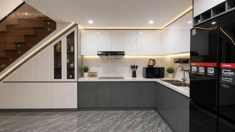 Nhà mới 6 tầng btct hẻm xe tải thông thoại ngọc hầu  5x9.5m vuông vức  3pn 4wc  nhỉnh 8.1 tỷ
