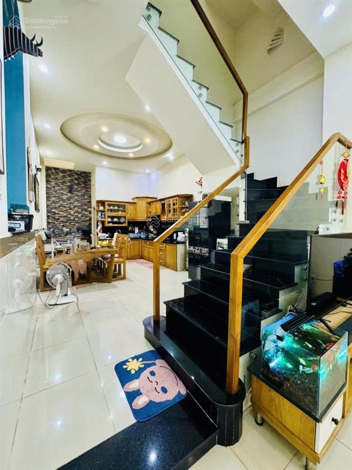 Nhà 3 tầng khu phú thọ hòa ngang 4m dễ thiết kế  gần nhiều trường đại học  khu phố ăn đêm sầm uất