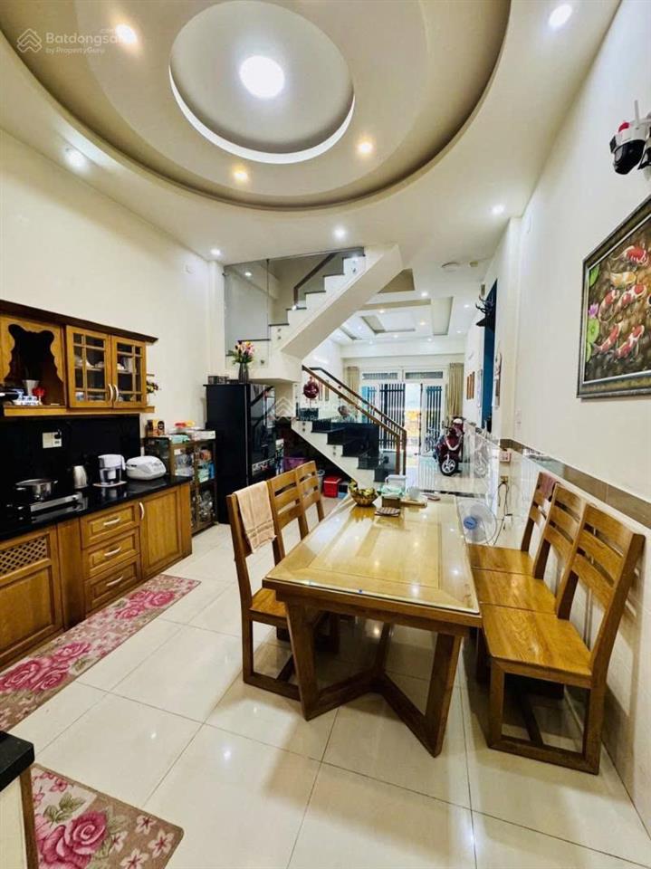Nhà 3 tầng khu phú thọ hòa ngang 4m dễ thiết kế  gần nhiều trường đại học  khu phố ăn đêm sầm uất