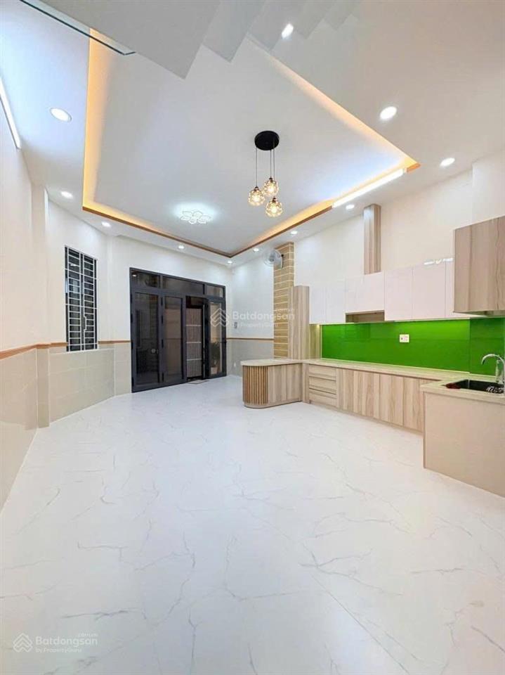 Nhà đẹp ngay khu vip nguyễn thế truyện  tương lai mặt tiền 30m  lô góc  7.35 tỷ5 x 11m2