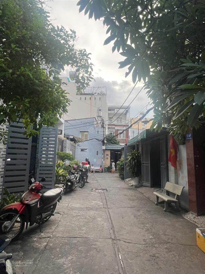 Nhà đẹp hẻm xe hơi 4m sạch sẽ khu dân cư ở hiện hữu đường lê cảnh tuân tân phú 7.2 tỷ